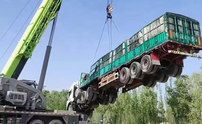 文成道路脱困救援案例